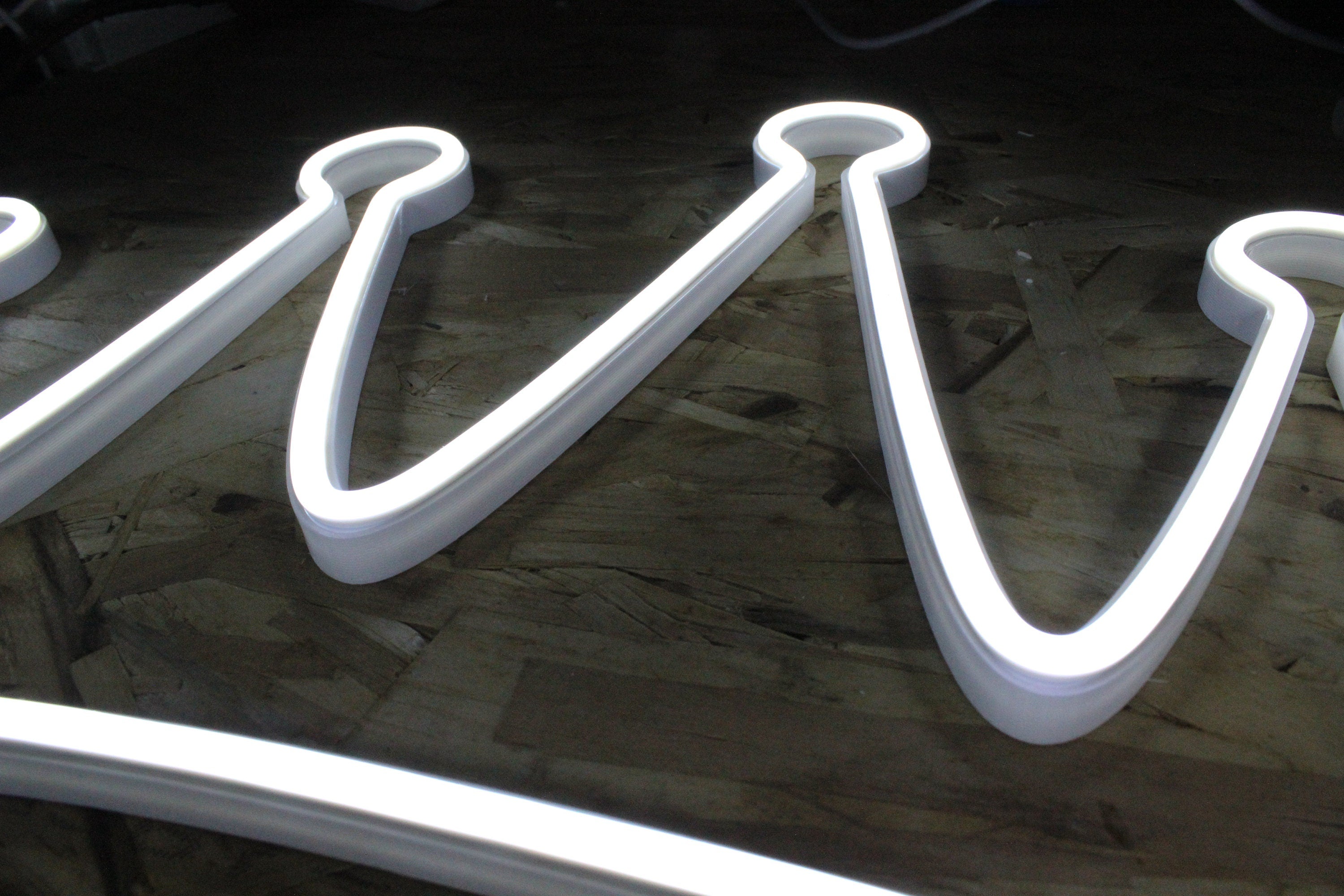 Crown Neon Sign Gift Neon Sign Led Neon Light Sign Led Logo Crown Wall Décor Custom Neon Sign, Bride Party Room Decoration, Neon Crown, gift