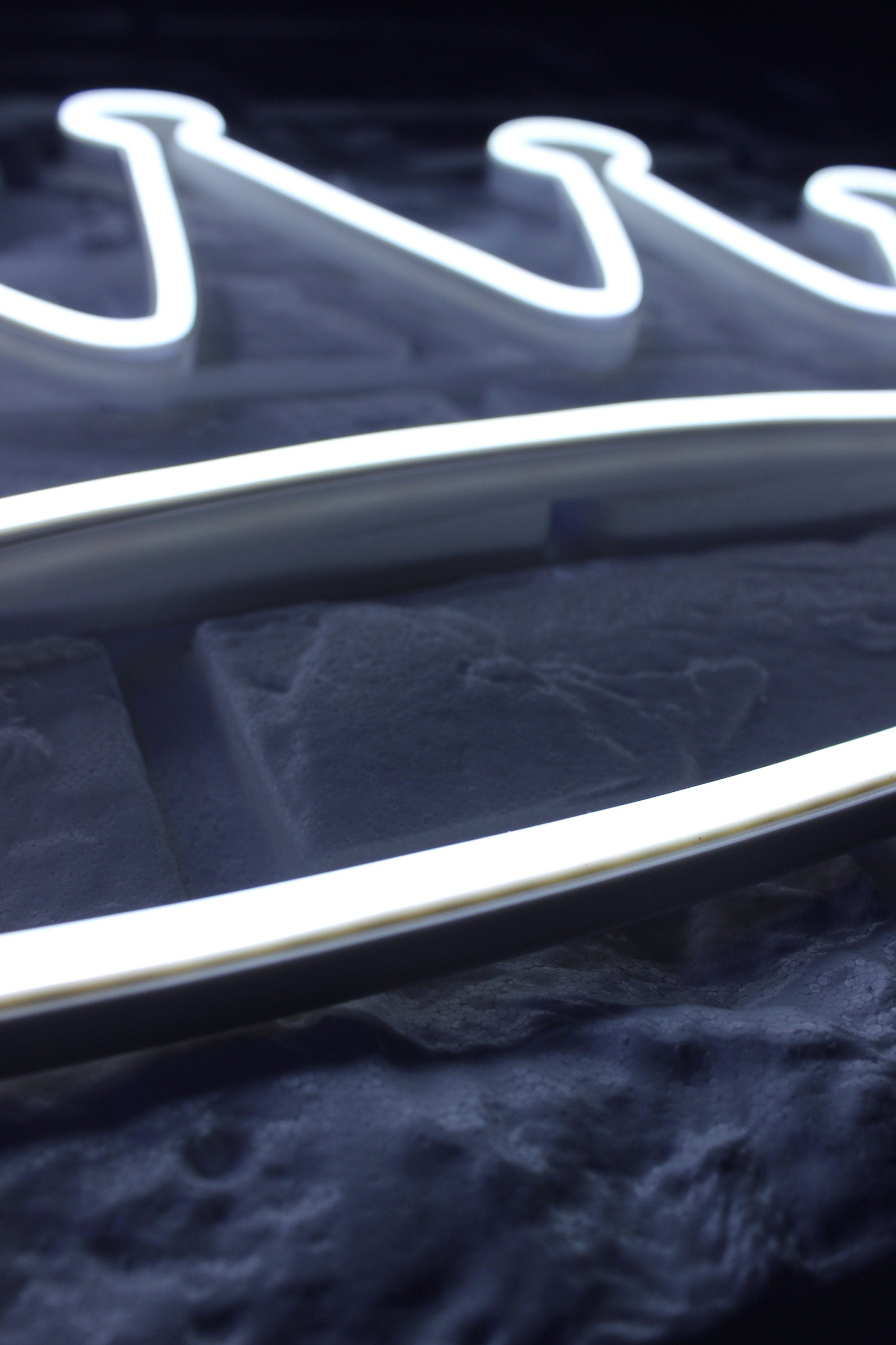 Crown Neon Sign Gift Neon Sign Led Neon Light Sign Led Logo Crown Wall Décor Custom Neon Sign, Bride Party Room Decoration, Neon Crown, gift