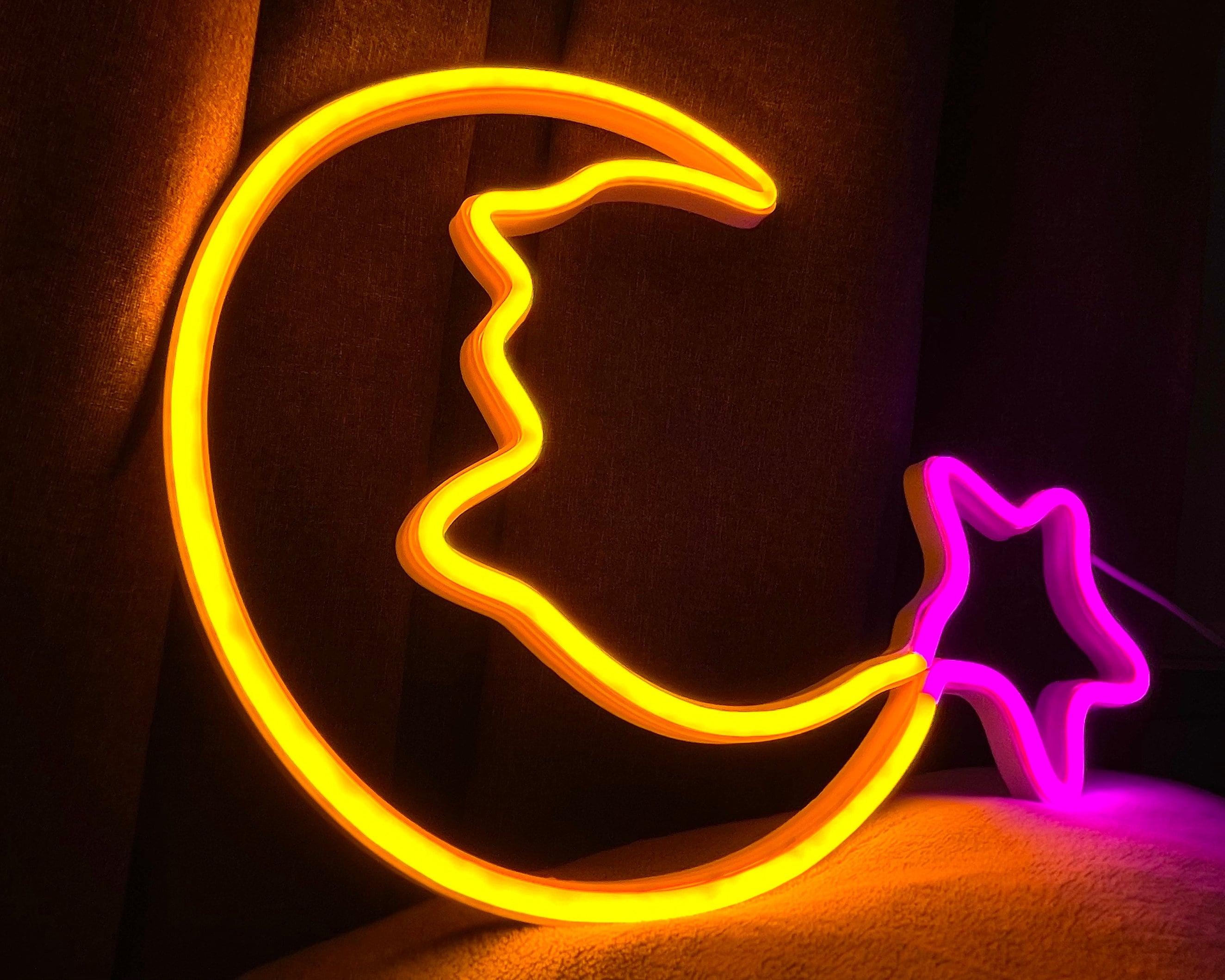 Moon neon sign - Neonon