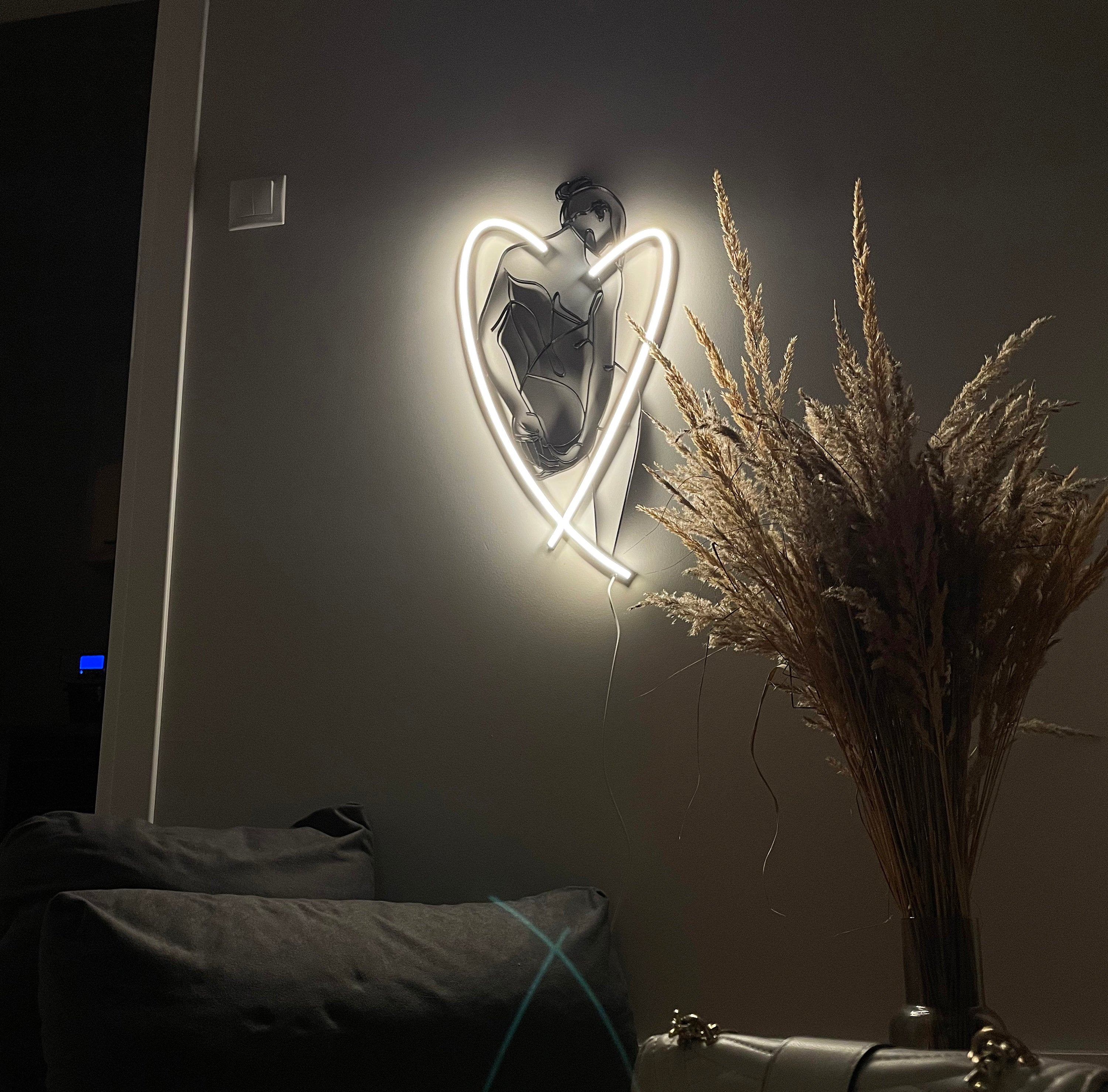 Girl neon sign - Neonon