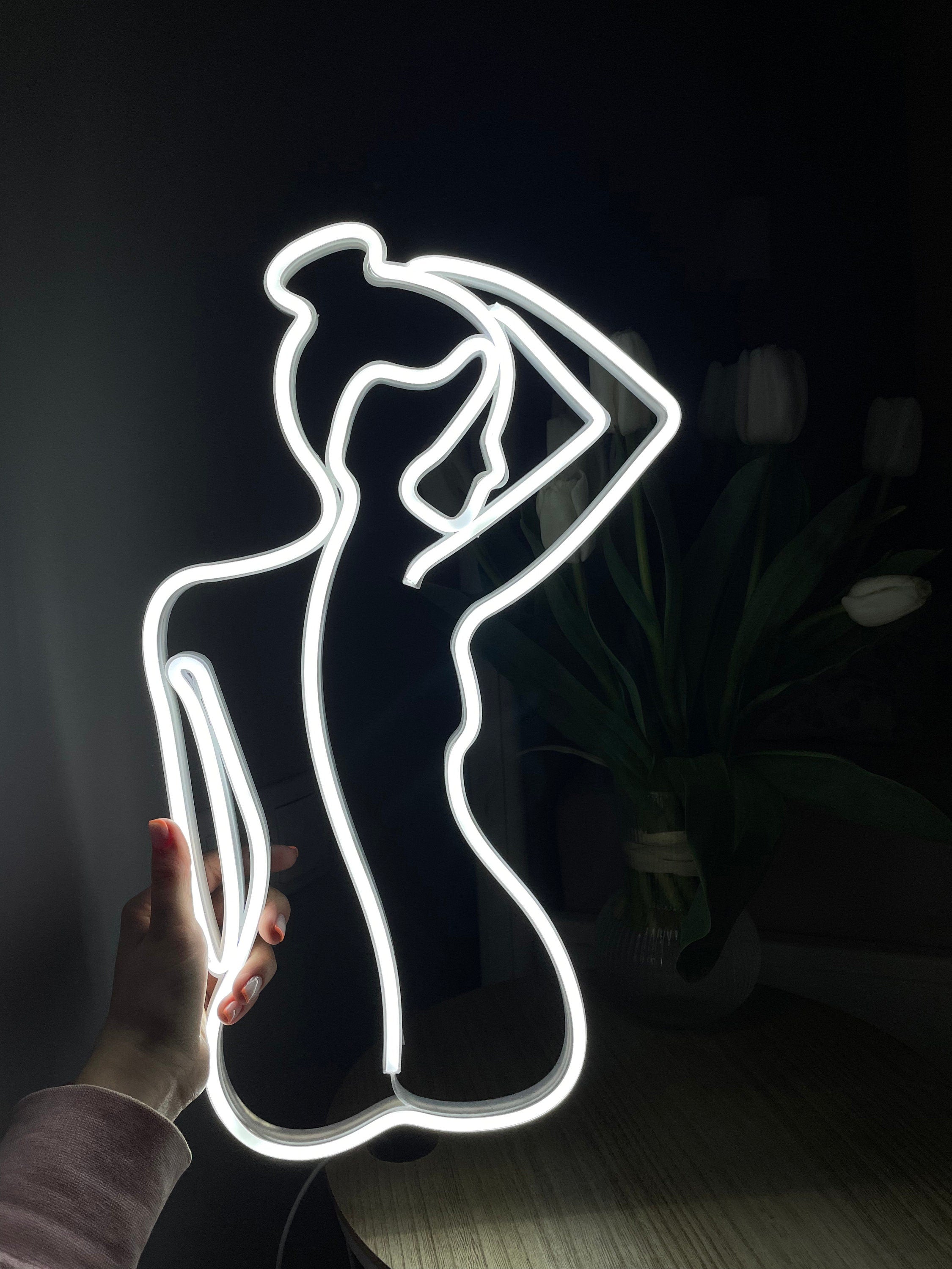 Girl body neon sign - Neonon