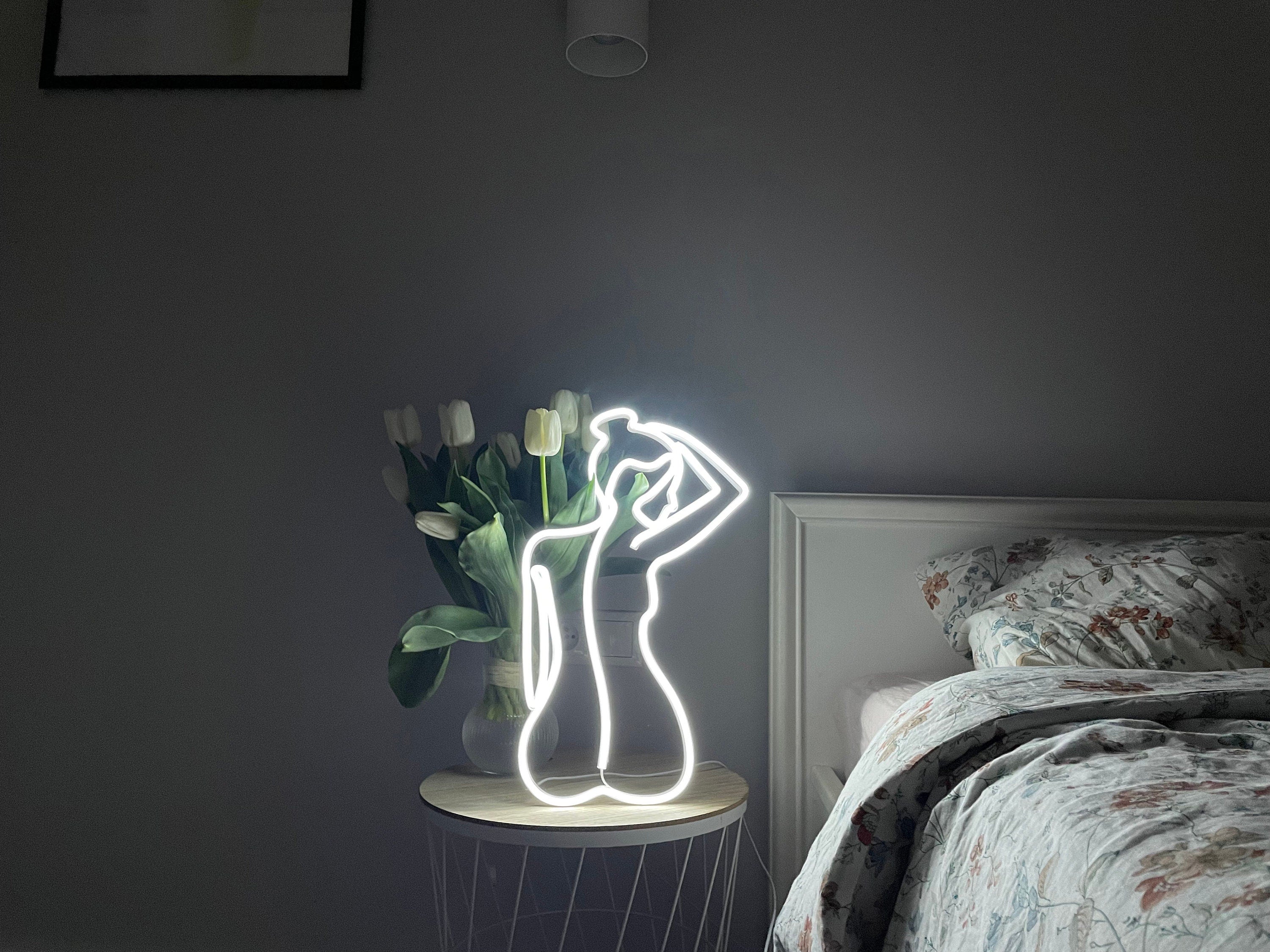 Girl body neon sign - Neonon