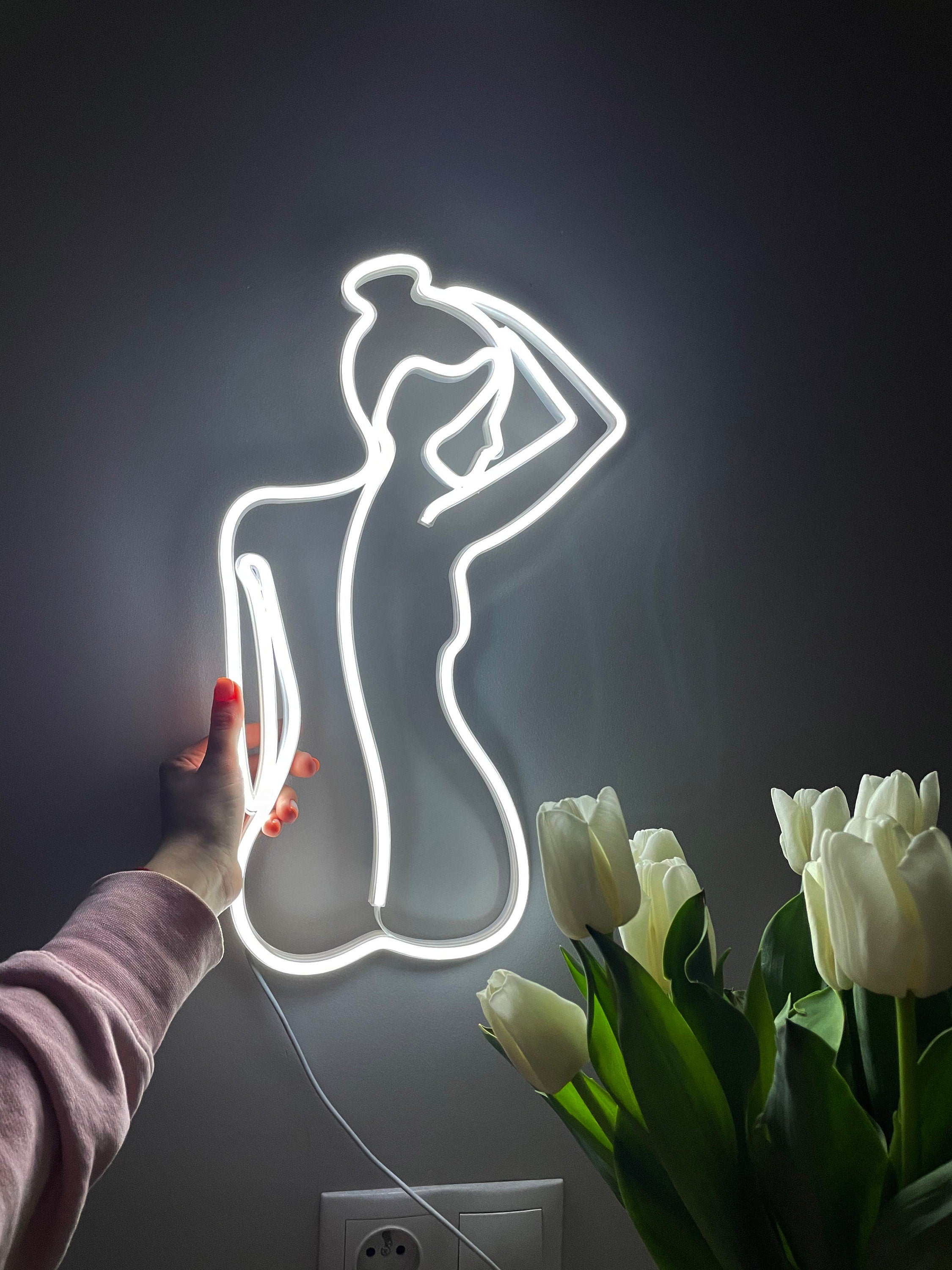Girl body neon sign - Neonon