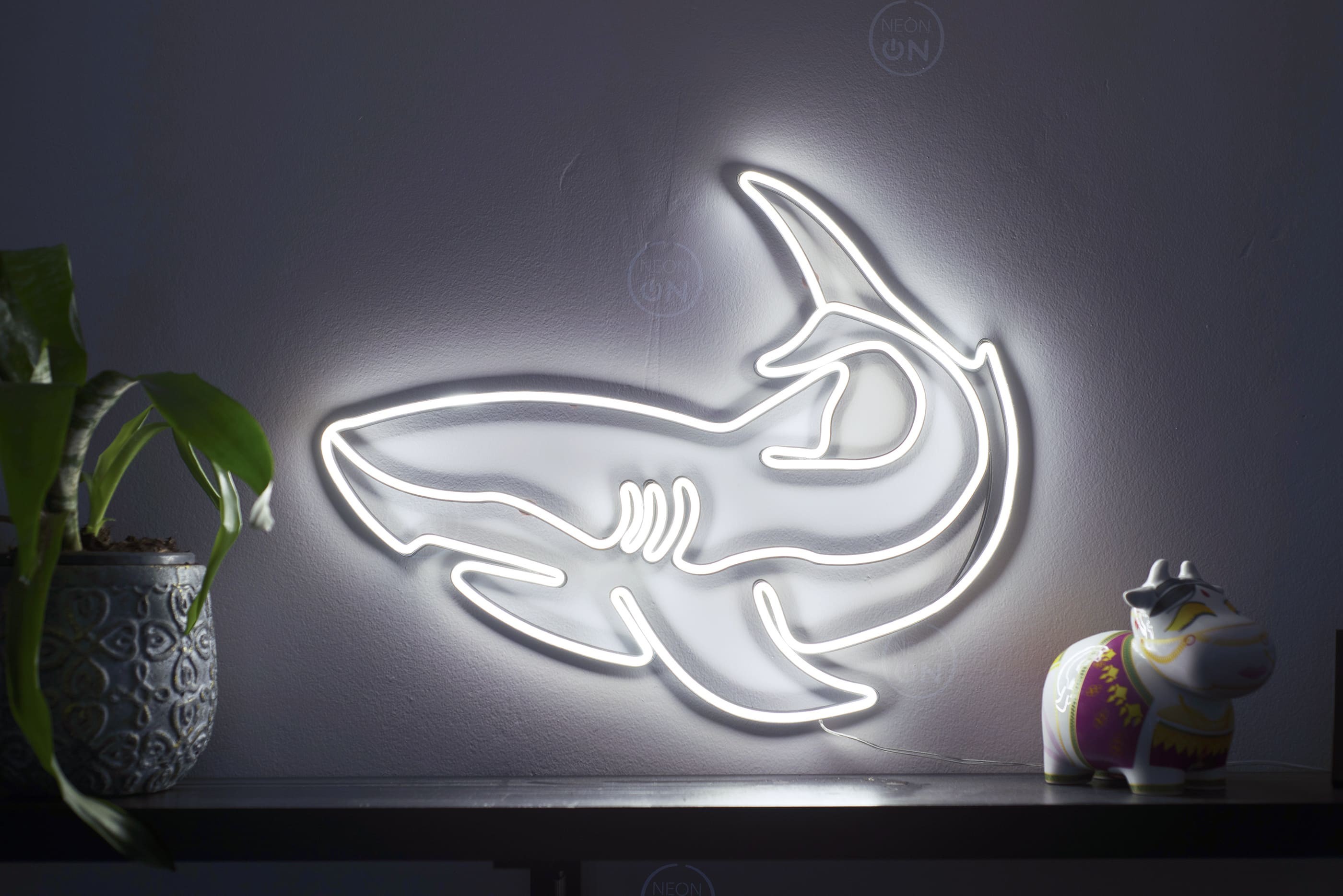 Shark Neon Sign - Neonon