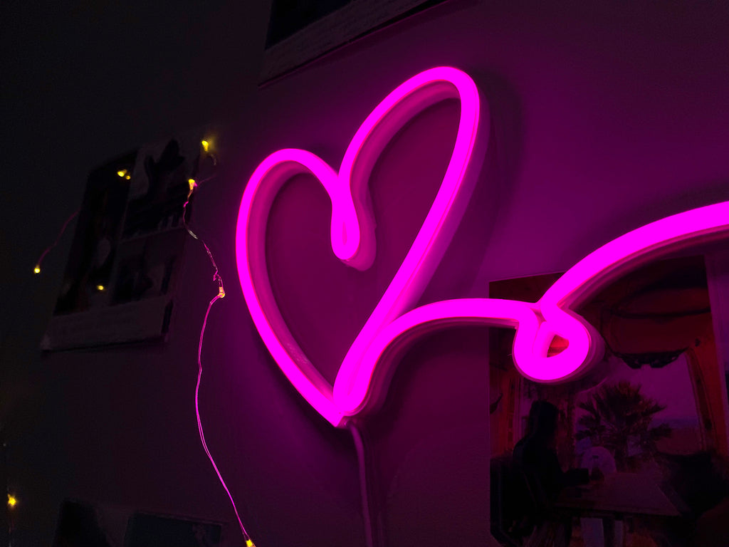 Heart Love Neon Sign - Neonon