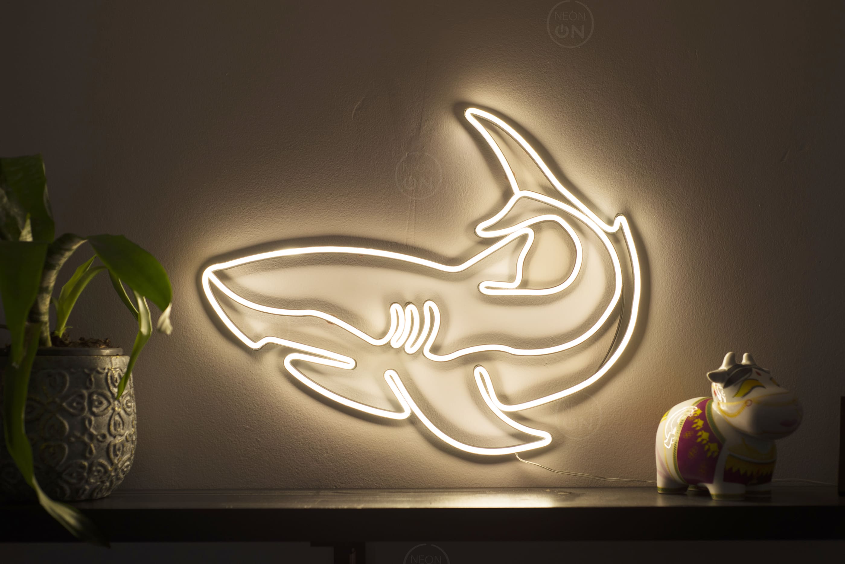 Shark Neon Sign - Neonon