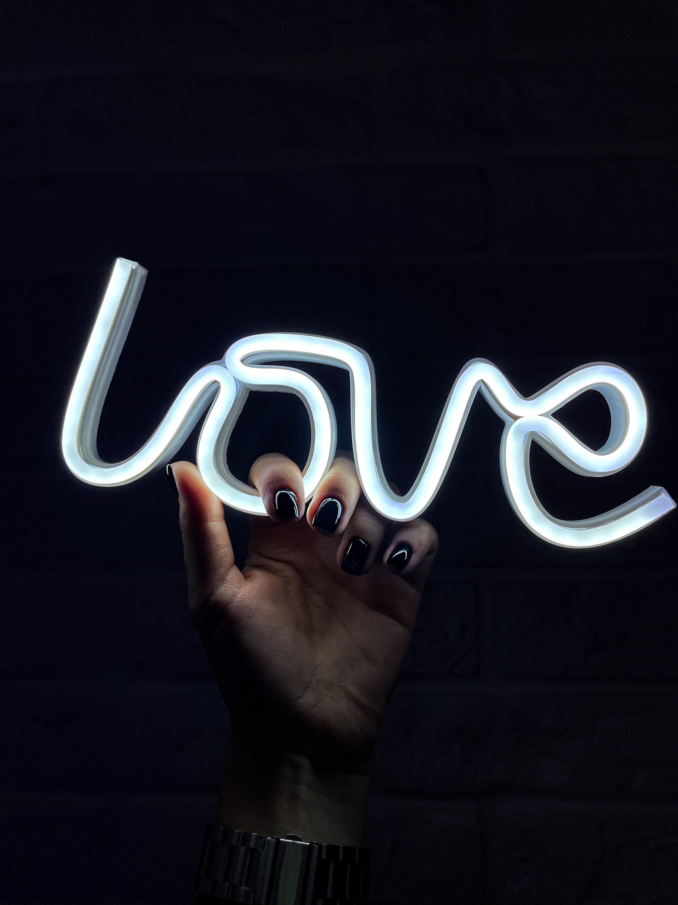 Love neon sign - Neonon