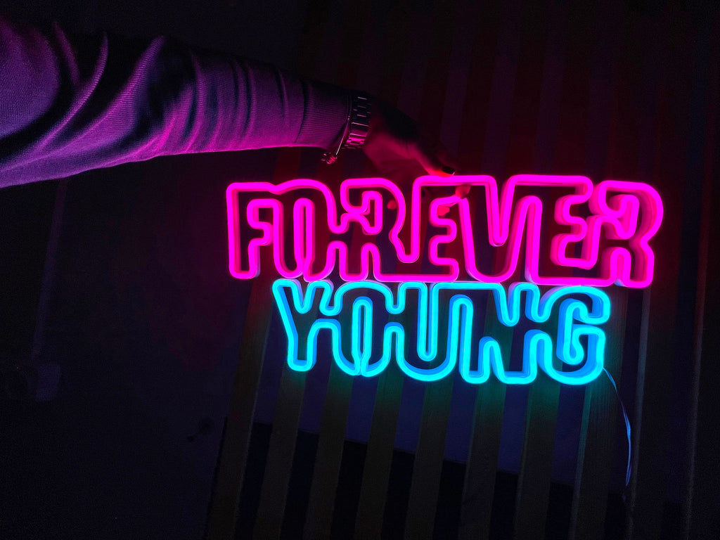 Forever young neon sign - Neonon