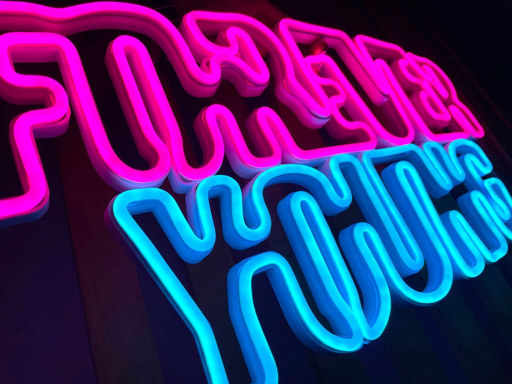 Forever young neon sign - Neonon