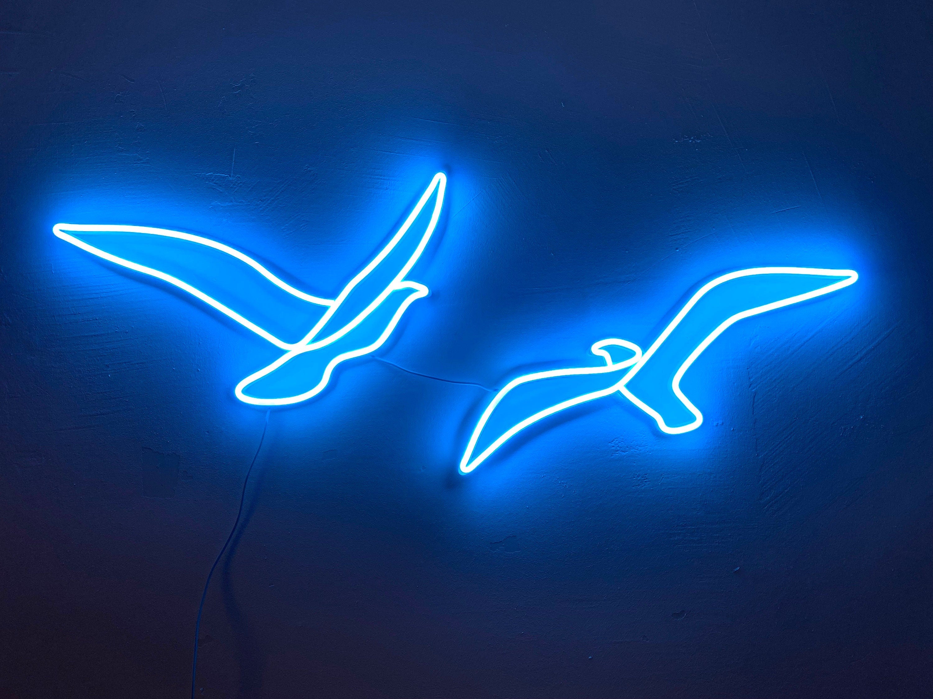 Couple flying bird neon sign - Neonon