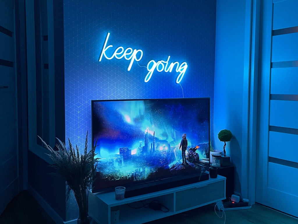 Keep going quote Neon Sign - Neonon