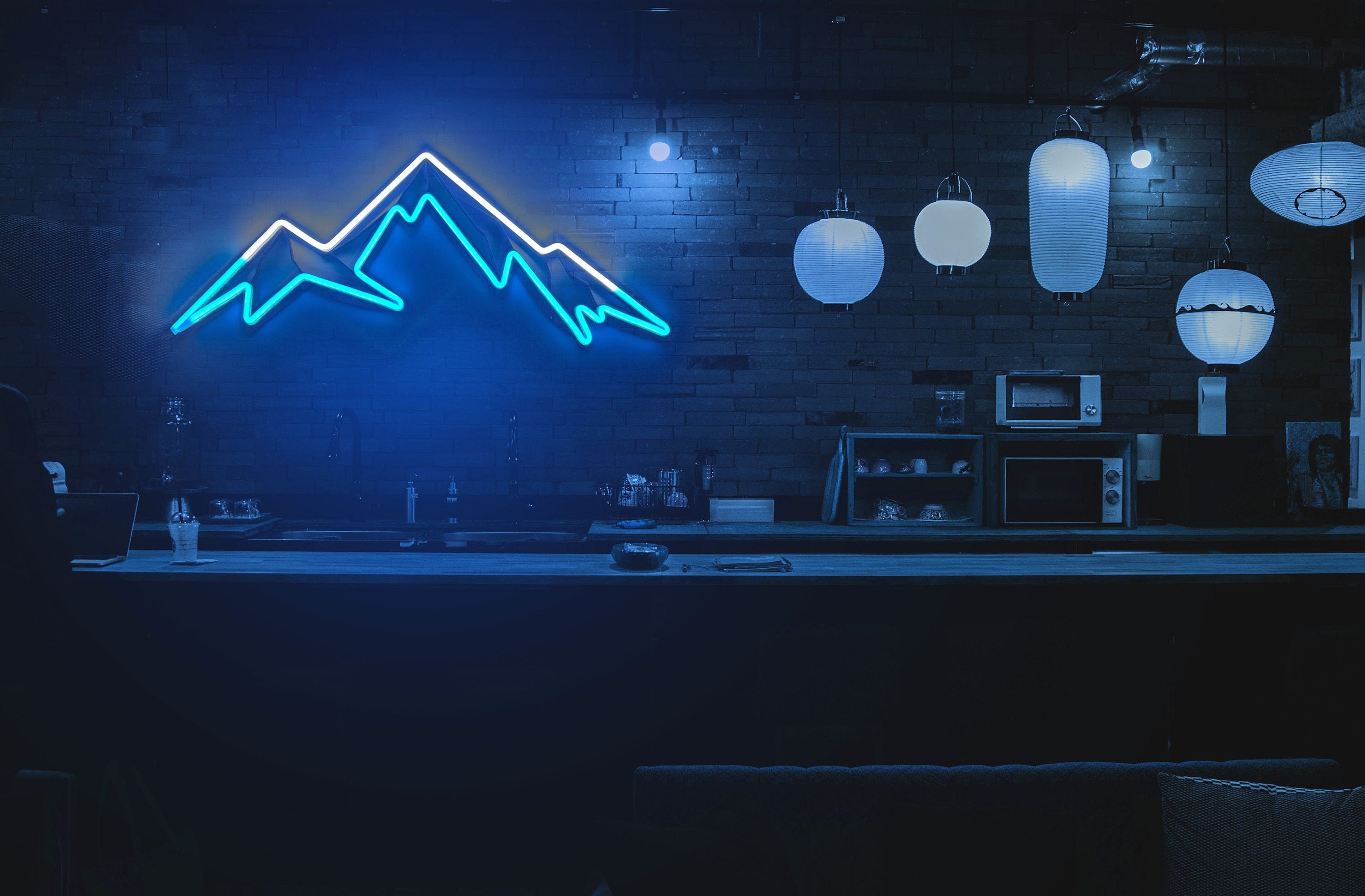 Mountain neon sign - Neonon